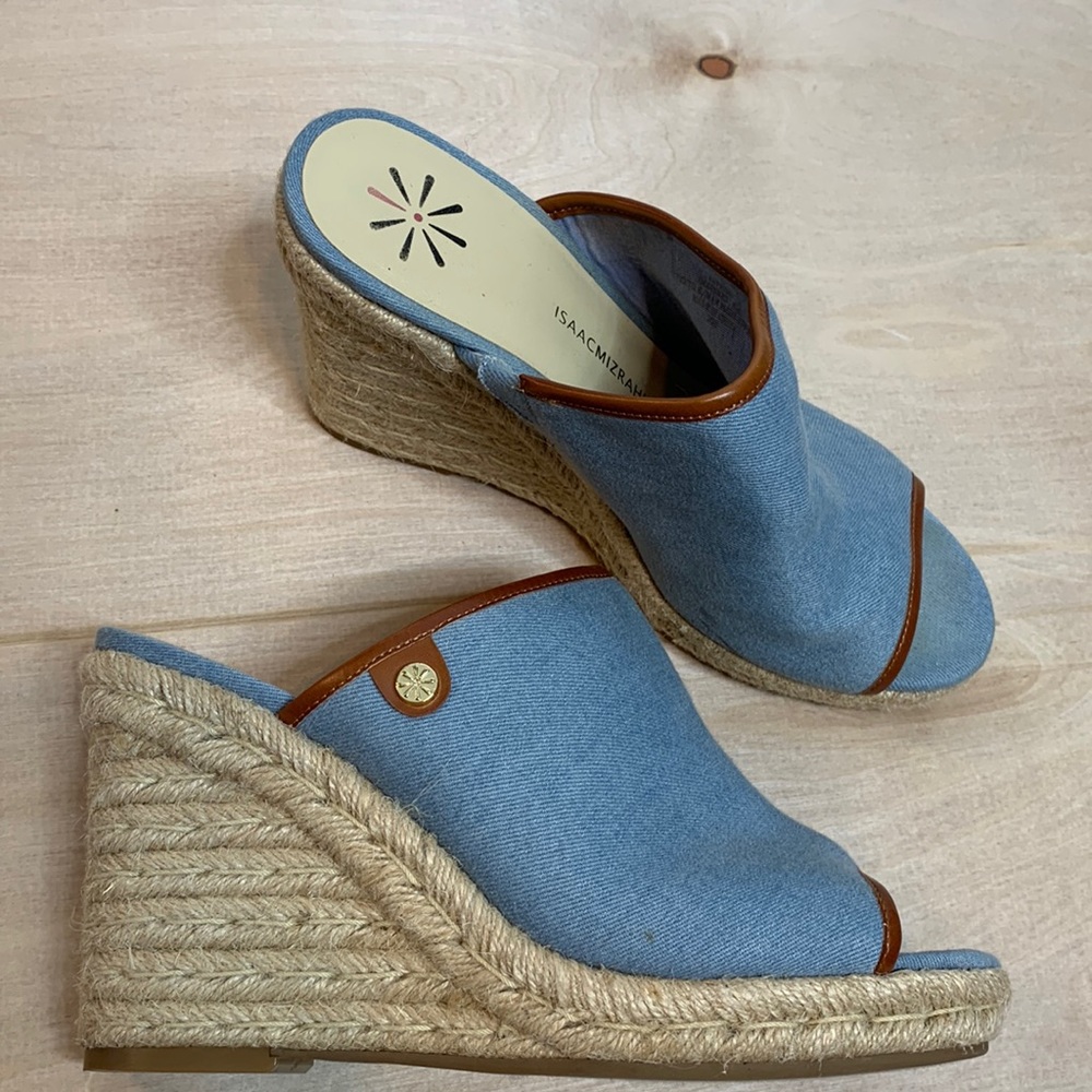 Espadrille Sandal,Slides,Wedge, Blue Denim/Chambray: Size 8, By: Isaac Mizrahi